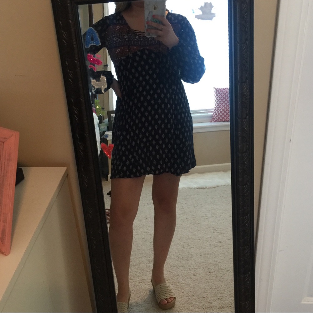 Xhilaration Long Sleeve Dress size medium
